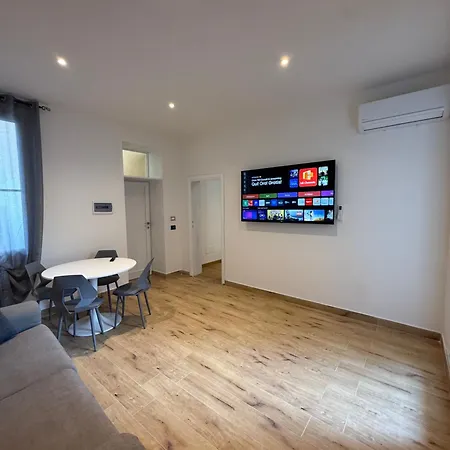 Civico 8 Apartamento *